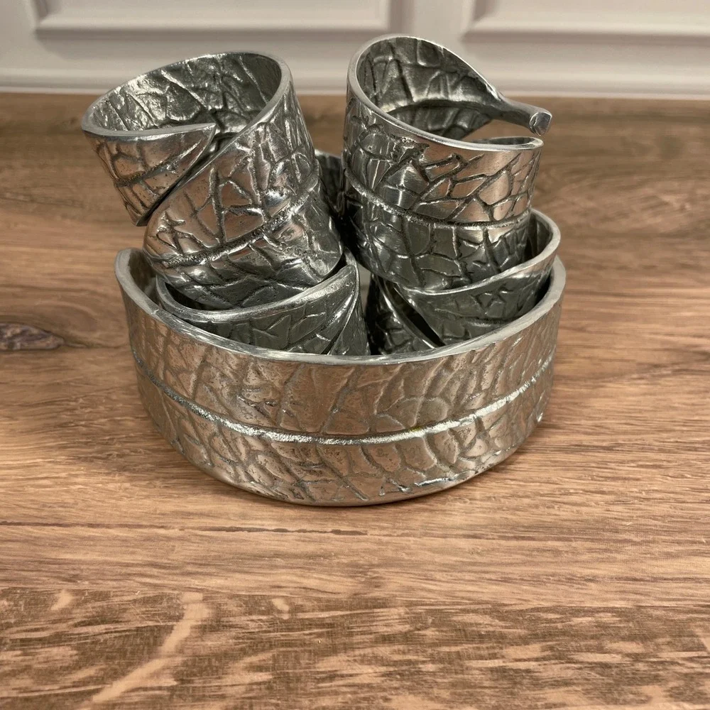 Silver Metal Leaf Design Candle Holder with Napkin Rings Set of 6 Decor‎